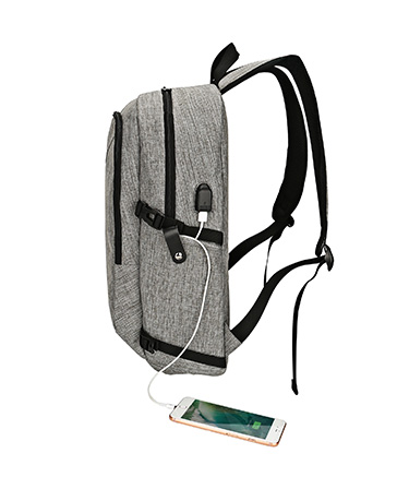 15.6＂ Laptop Backpack with USB Charing Port